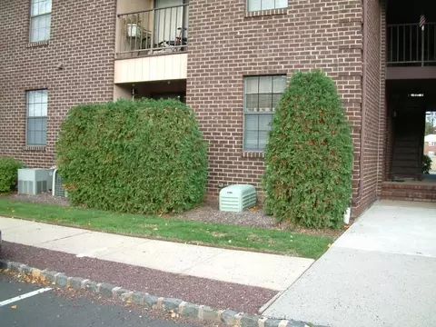 8 Foxhall # A, Middlesex, NJ 08846 photo 2