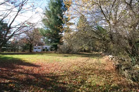 395 Cedar Ridge Rd, Bedminster, NJ 07921 photo 3