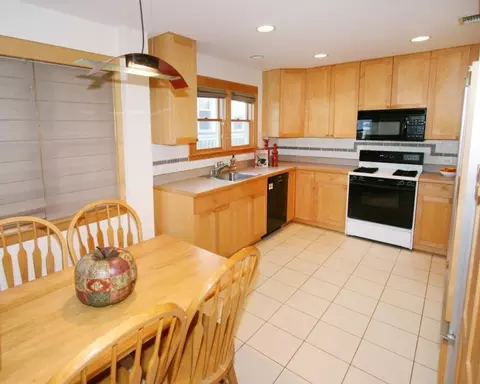 15 Undercliff Rd, Millburn, NJ 07041 photo 5