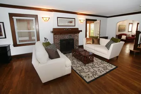 15 Undercliff Rd, Millburn, NJ 07041 photo 2