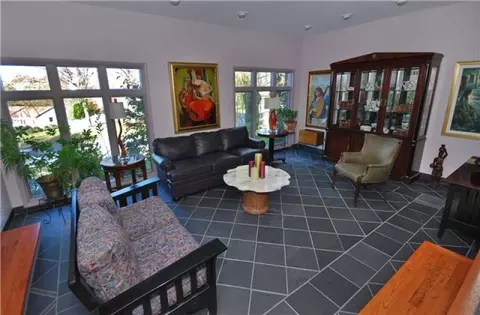 74 Darlington Dr, Wayne, NJ 07470 photo 2
