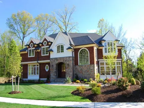 4 Berkshire Dr, Wayne, NJ 07470 photo 1