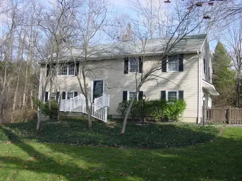2 Sycamore Ln, Skillman, NJ 08558 photo 1