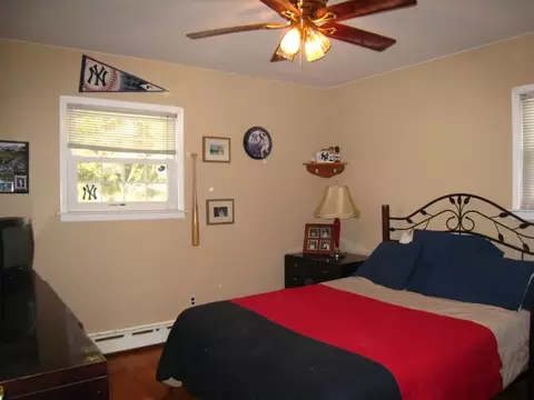 320 Vesper Ave, Middlesex, NJ 08846 photo 13
