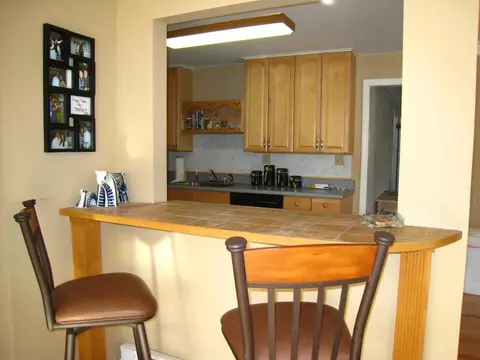 320 Vesper Ave, Middlesex, NJ 08846 photo 5