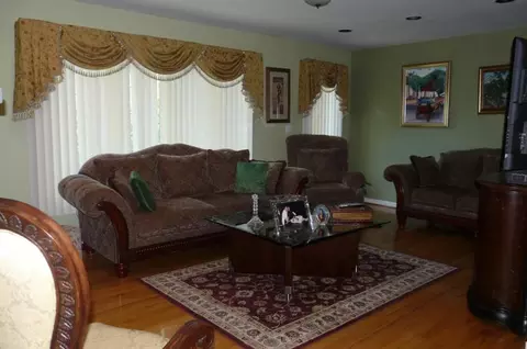 335 Colfax Rd, Wayne, NJ 07470 photo 3