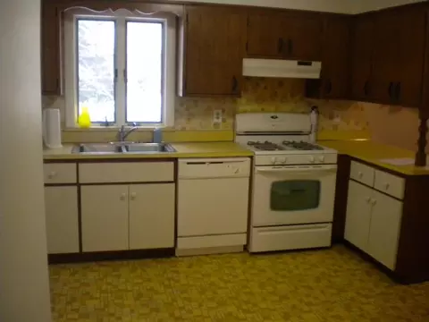 12 Michael Dr, Wayne, NJ 07470 photo 5