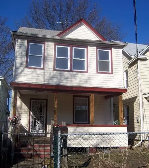 628 W 4th St, Plainfield, NJ 07060 photo 1