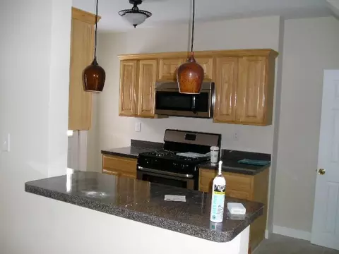 595 Devon St, Kearny, NJ 07032 photo 8