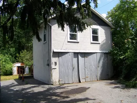 3 Smith St, Hampton, NJ 08827 photo 2