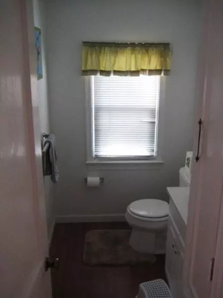 6 Hull Dr, Edison, NJ 08817 photo 9