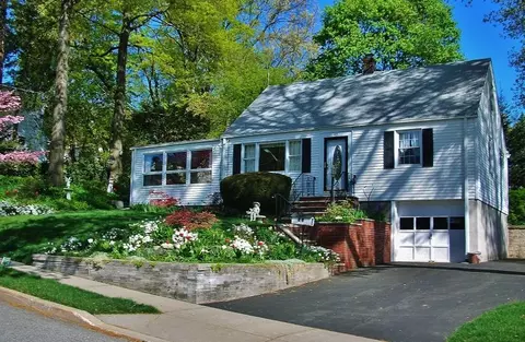 97 Waldwick Ave, Waldwick, NJ 07463 photo 2