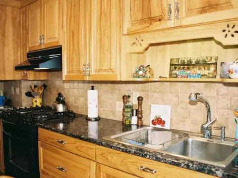 150 Truman Ter, Paramus, NJ 07652 photo 6