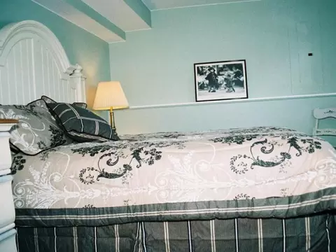 150 Truman Ter, Paramus, NJ 07652 photo 8