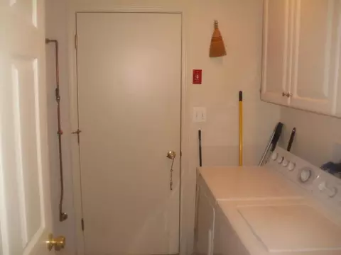 13 High St, Helmetta, NJ 08828 photo 7