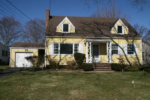 492 Meisel Ave, Springfield, NJ 07081 photo 1
