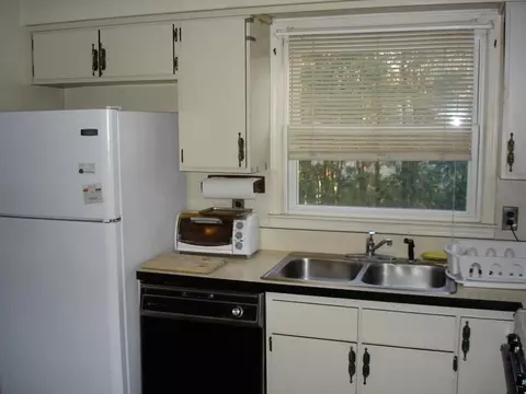 42 Hazel Ave, Edison, NJ 08820 photo 5