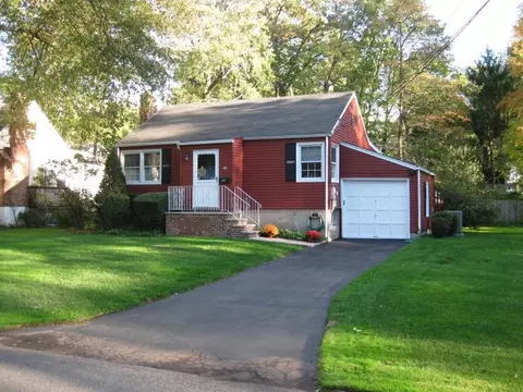 56 Hillcrest Dr, Wayne, NJ 07470 photo 2