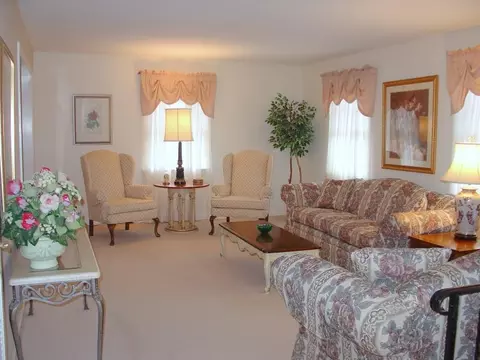 19 Gerard Ave, Basking Ridge, NJ 07920 photo 2