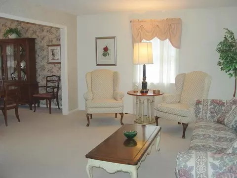 19 Gerard Ave, Basking Ridge, NJ 07920 photo 4