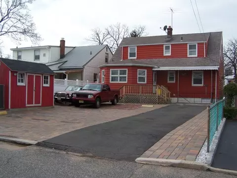 29 Davis Ave, Harrison, NJ 07029 photo 6