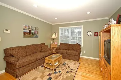 10 Berkeley Sq, Berkeley Heights, NJ 07922 photo 6