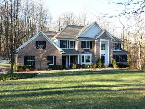 5 Scotch Willie Ln, Hampton, NJ 08827 photo 2