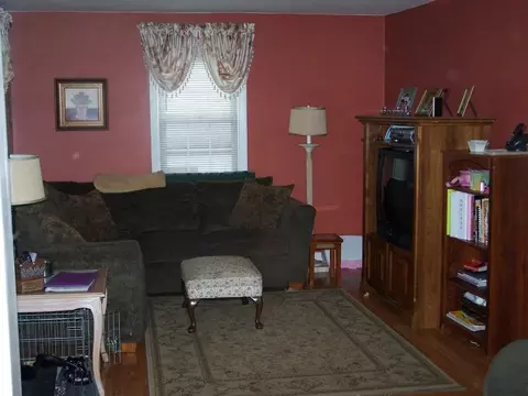 68 Third St, Edison, NJ 08837 photo 2
