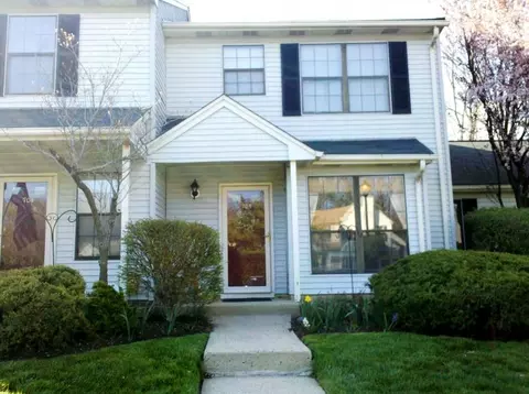 705 Maplecrest Rd, Edison, NJ 08820 photo 1