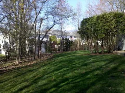 705 Maplecrest Rd, Edison, NJ 08820 photo 14