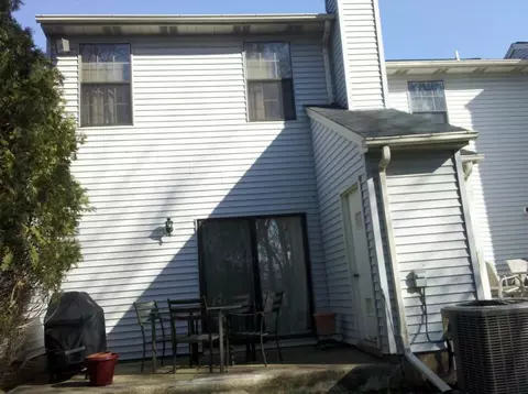 705 Maplecrest Rd, Edison, NJ 08820 photo 12