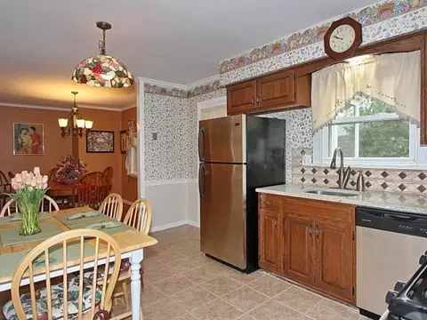 77 Kipling Ave, Springfield, NJ 07081 photo 6