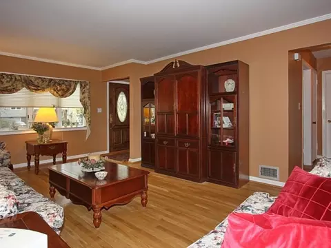 77 Kipling Ave, Springfield, NJ 07081 photo 3