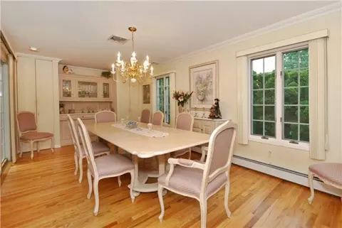 118 Trinity Ct, Paramus, NJ 07652 photo 5