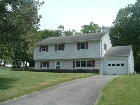 1 Parkway Dr, Hackettstown, NJ 07840 photo 1