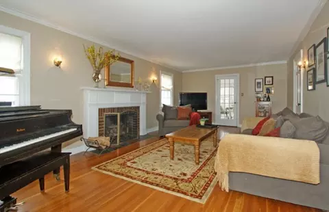 4 Edgewood Ter, Millburn, NJ 07041 photo 2