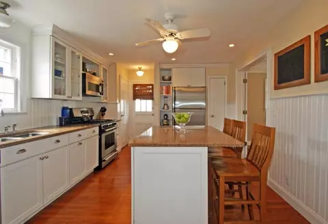 4 Edgewood Ter, Millburn, NJ 07041 photo 4