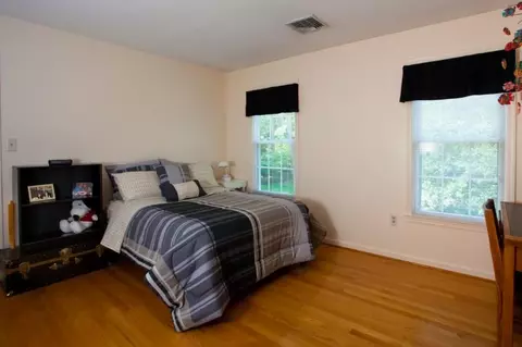736 Davis Rd, Gillette, NJ 07933 photo 12