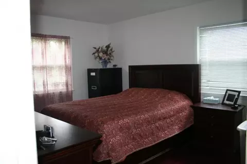 570 Coolidge Pl, Paramus, NJ 07652 photo 8