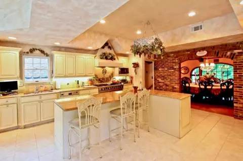 15 Ware Rd, Upper Saddle River, NJ 07458 photo 11