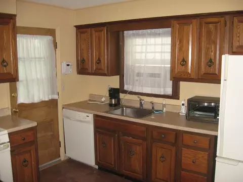 57 Howard Pl, Nutley, NJ 07110 photo 3