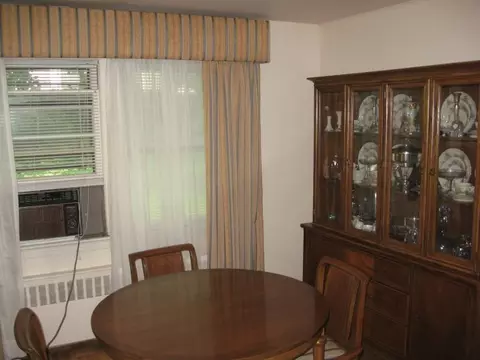 57 Howard Pl, Nutley, NJ 07110 photo 4