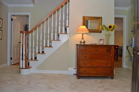 86 Hillcrest Dr, Upper Saddle River, NJ 07458 photo 4