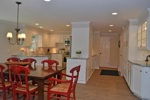 86 Hillcrest Dr, Upper Saddle River, NJ 07458 photo 9