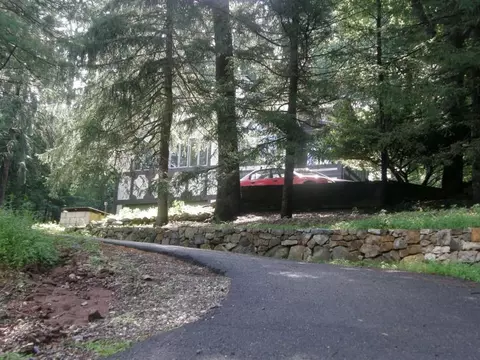 144 E Allendale Rd, Saddle River, NJ 07458 photo 4