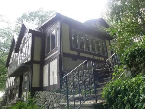 144 E Allendale Rd, Saddle River, NJ 07458 photo 2