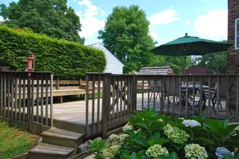 75 Legion Pl, Paramus, NJ 07652 photo 22