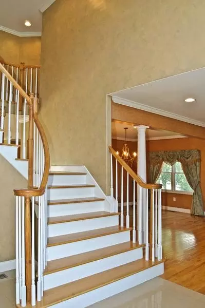 11 Eagle Dr, Towaco, NJ 07082 photo 3