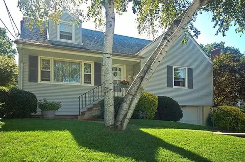 8 E Sunset Dr, Nutley, NJ 07110 photo 2