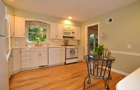 11 Oak Forest Ln, Summit, NJ 07901 photo 6